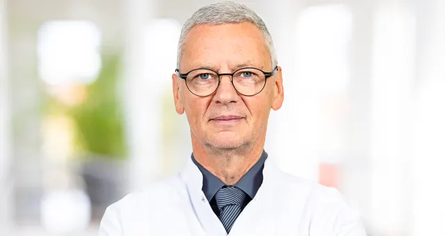 Porträt von Dr. med. Torsten Winzer, Chefarzt und Ärztlicher Direktor