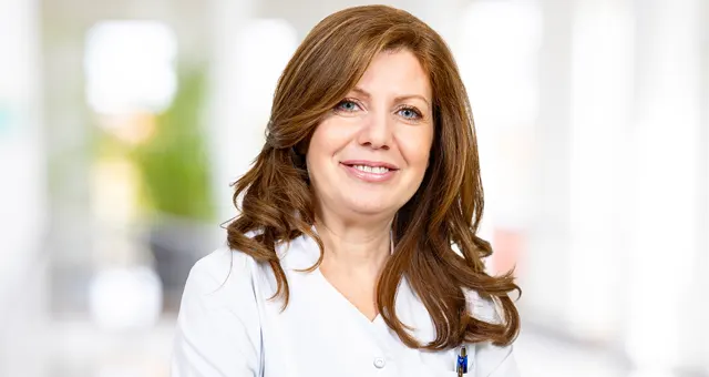 Dr. med. Gohar Stepanyan, Leitende Oberärztin der Vitalisklinik, Fachärztin für Innere Medizin, Diabetologie und Gastroenterologie