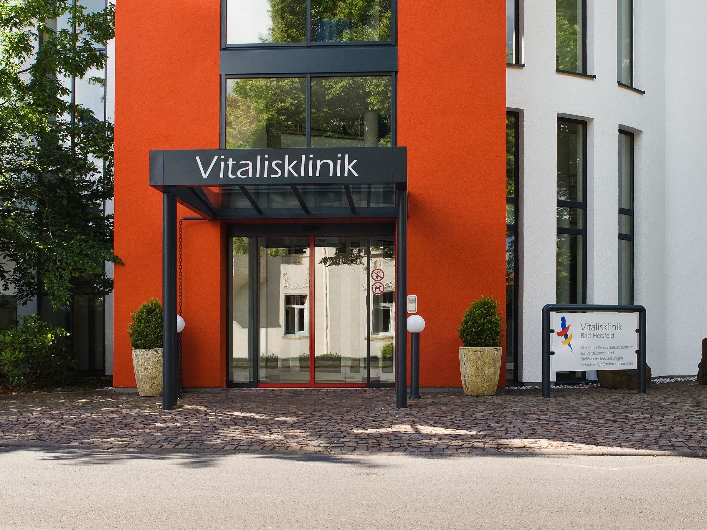 Außenansicht Vitalisklinik Bad Hersfeld